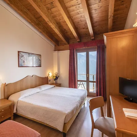 Pineta Campi 4* Tremosine