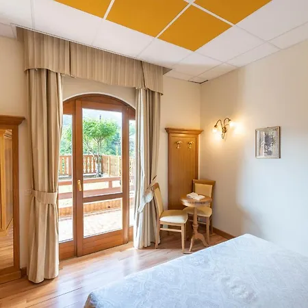 Pineta Campi 4* Tremosine