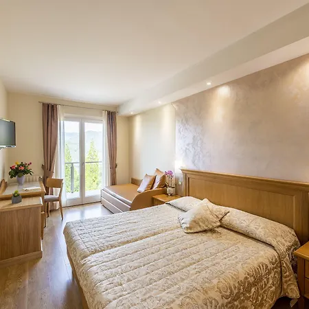 Hotel Pineta Campi Tremosine