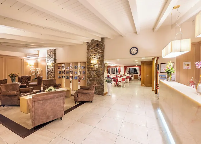 Hotel Pineta Campi 4*